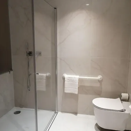 Отель 3k Porto Aeroporto 3*