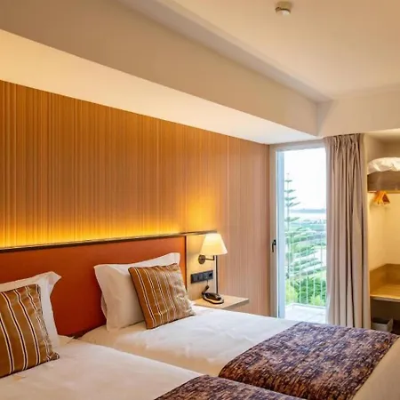 Отель 3k Porto Aeroporto Мая