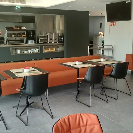 3k Porto Aeroporto 3* Maía