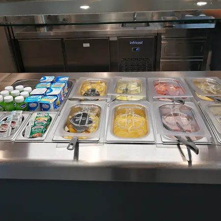 Отель 3k Porto Aeroporto 3*