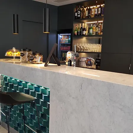 3k Porto Aeroporto Отель 3*