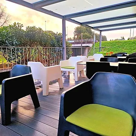 3k Porto Aeroporto מלון 3*