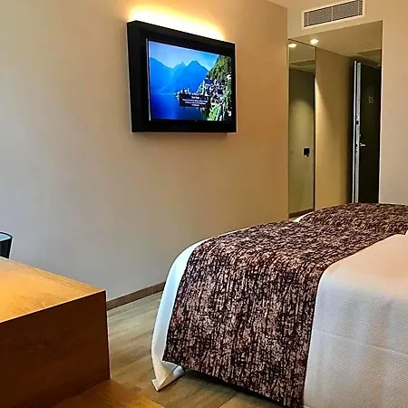 3k Porto Aeroporto Hotel Maía