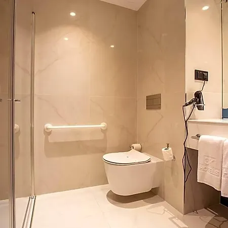 3k Porto Aeroporto 3* Maía