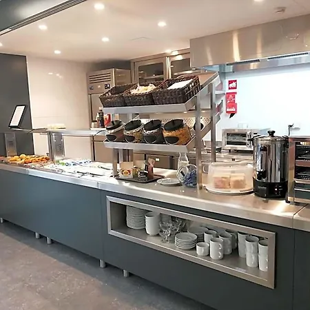 3k Porto Aeroporto Hotel
