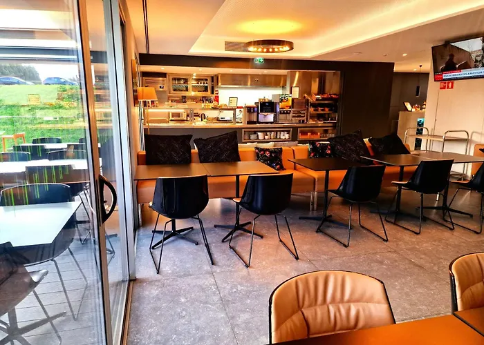 Hotel 3k Porto Aeroporto